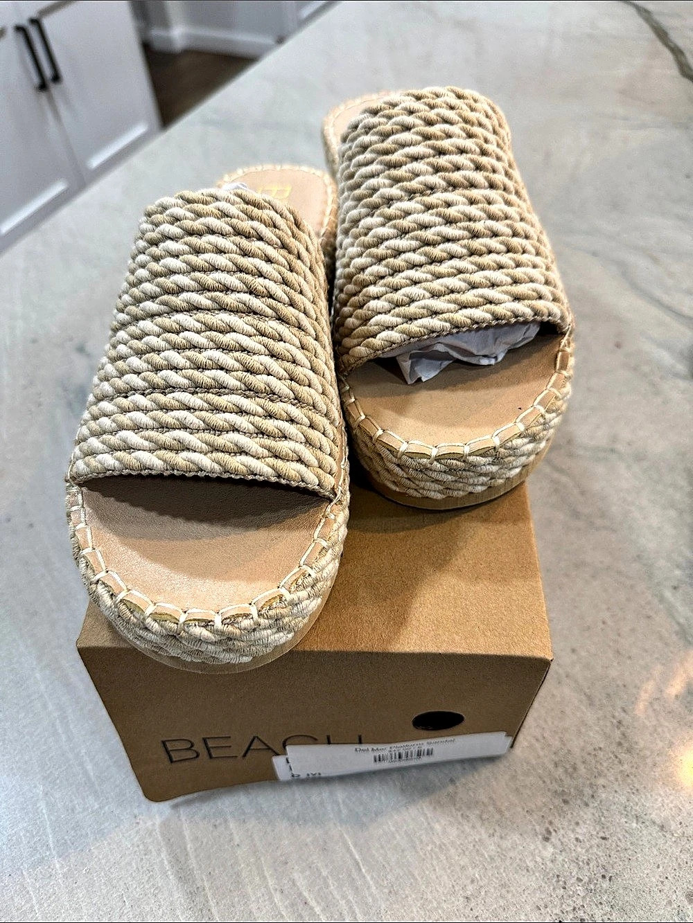 Matisse Del Mar Platform Sandal Platform Sandals in Cream & Tan US 8 New